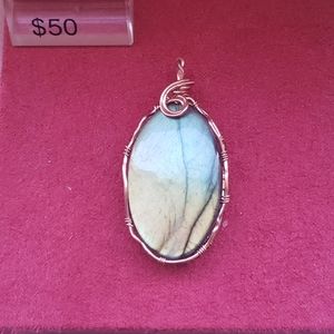 Labradorite pendant